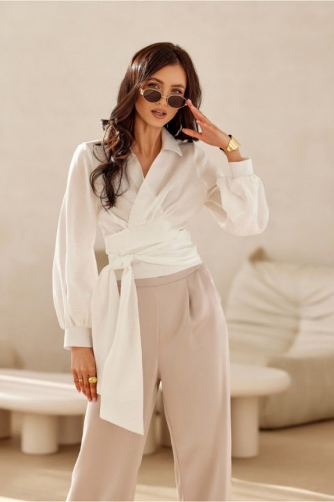 Bluzka Model Bella EKR BLU0205 Ecru - Roco Fashion