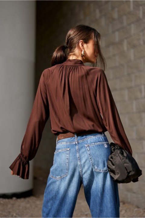 Bluzka Model Isabel CBR BLU0217 Dark Brown - Roco Fashion