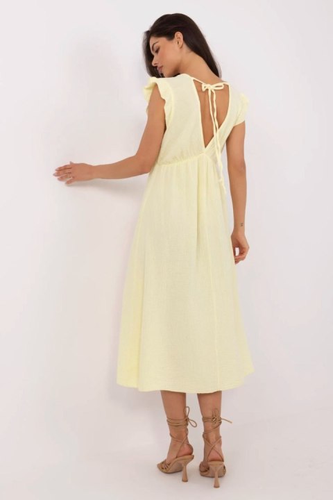 Sukienka Model MI-SK-122126.77 Light Yellow - Italy Moda