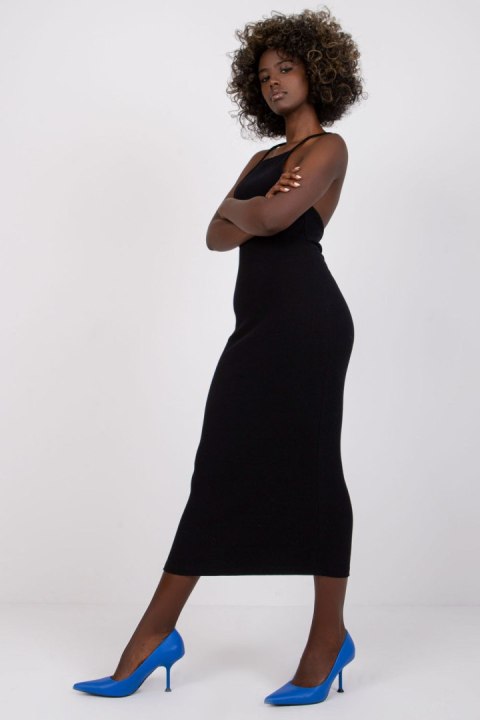 Sukienka Model RV-SK-7562.20X Black - Rue Paris