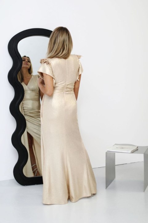 Sukienka Model Marcella Gold Połysk - Jersa