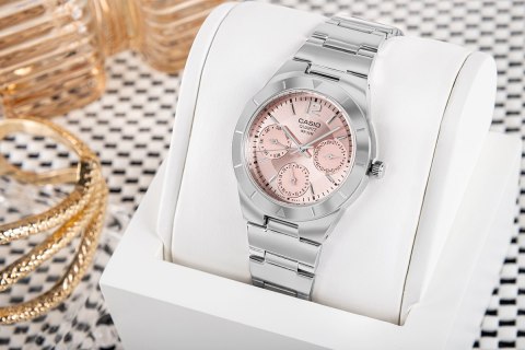 Zegarek Damski Casio LTP-2069D-4AVEG z Różową Tarczą