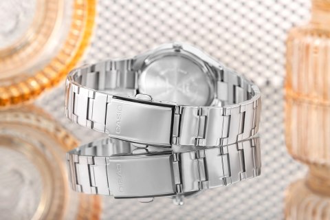 Zegarek Damski Casio LTP-2069D-4AVEG z Różową Tarczą