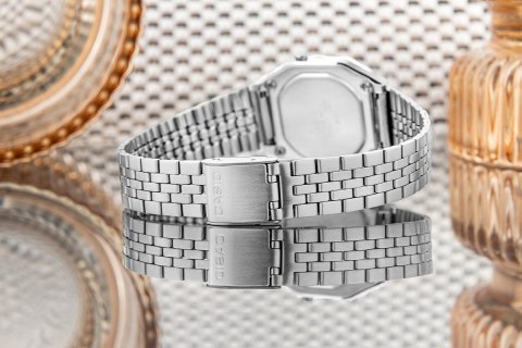 Zegarek Damski CASIO Vintage LA680WA-1BDF - Styl Lat 80.