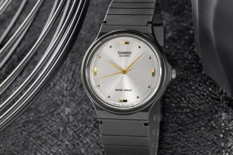 Zegarek Damski Casio MQ-76-7A1LDF Srebrzysta Tarcza