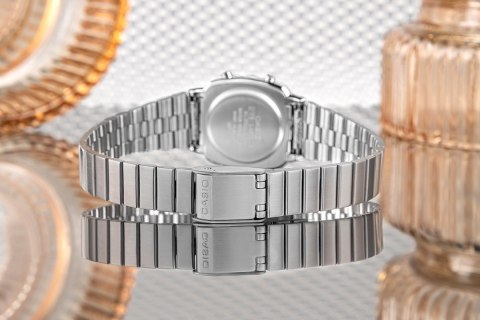 Damski Zegarek CASIO Vintage LA670WEA-8AEF - Retro Elegancja