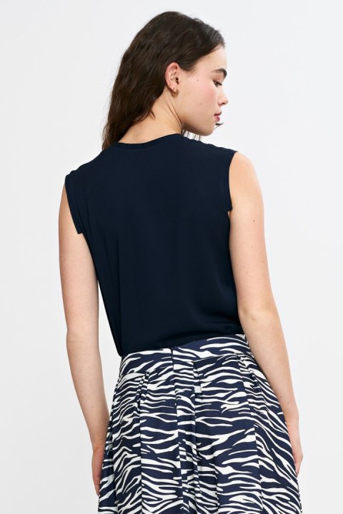 Bluzka bez rękawów z dekoltem V B191 Navy - Nife