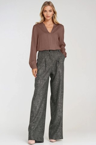 Wiskozowa bluzka z szeroką plisą na dekolcie B196 Mocca - Nife
